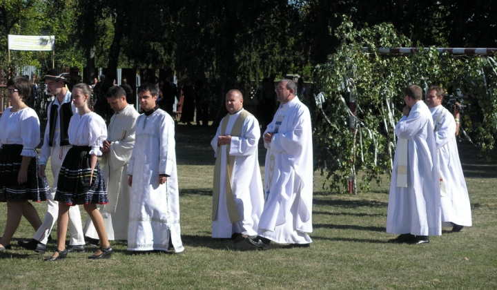 Slávenie Primičnej Svätej liturgie